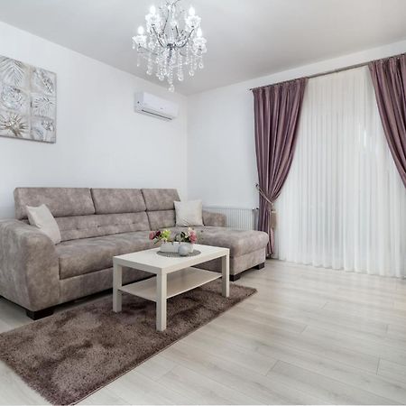 Premier Apartment Oradea Exterior foto