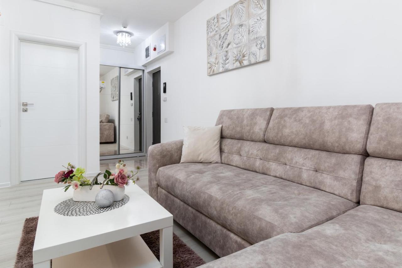 Premier Apartment Oradea Exterior foto