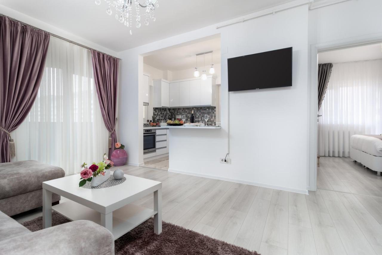 Premier Apartment Oradea Exterior foto