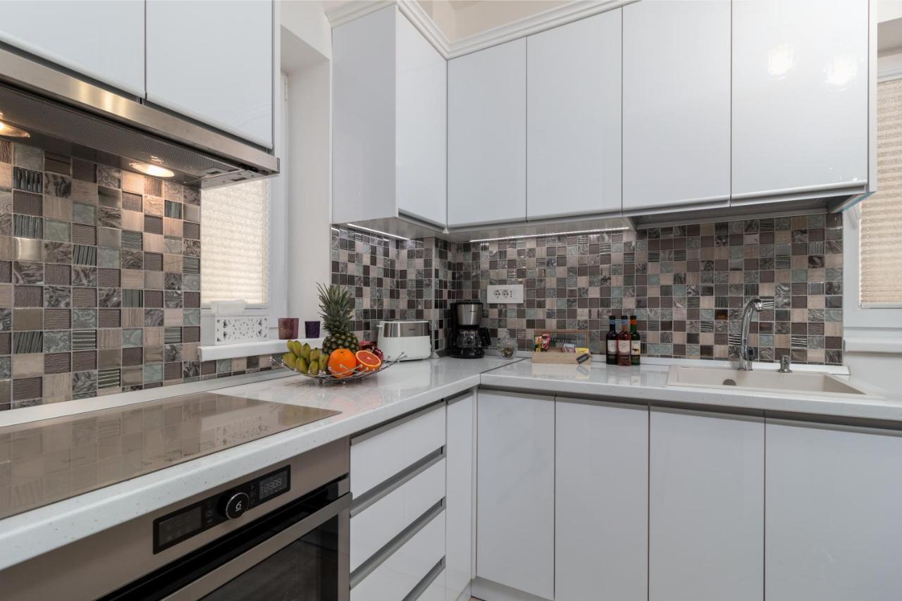 Premier Apartment Oradea Exterior foto