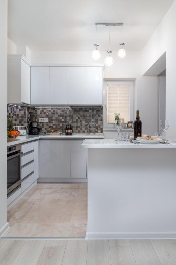 Premier Apartment Oradea Exterior foto